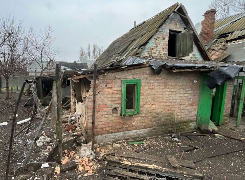 Росіяни протягом доби 10 разів обстріляли Нікопольський район Дніпропетровщини, є руйнування