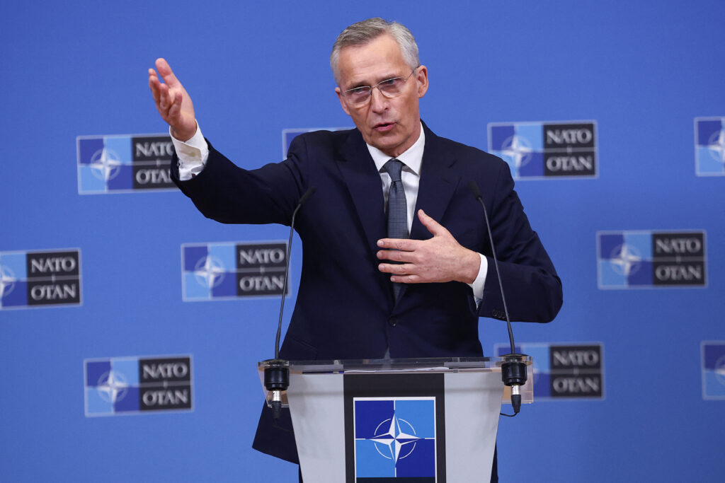 Члены НАТО одобрили расширенный план помощи Украине: Столтенберг объяснил, как это будет работать