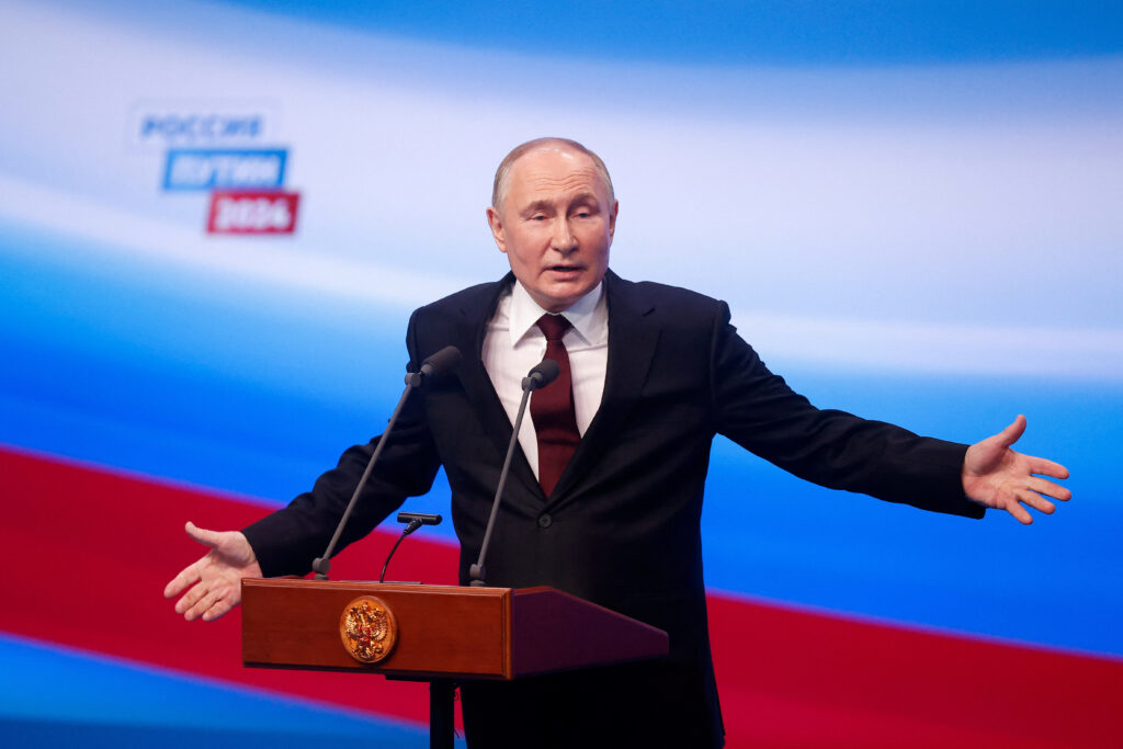 Росія не планує відходити з територій, через які забезпечила коридор з Кримом: який компроміс пропонує Путін