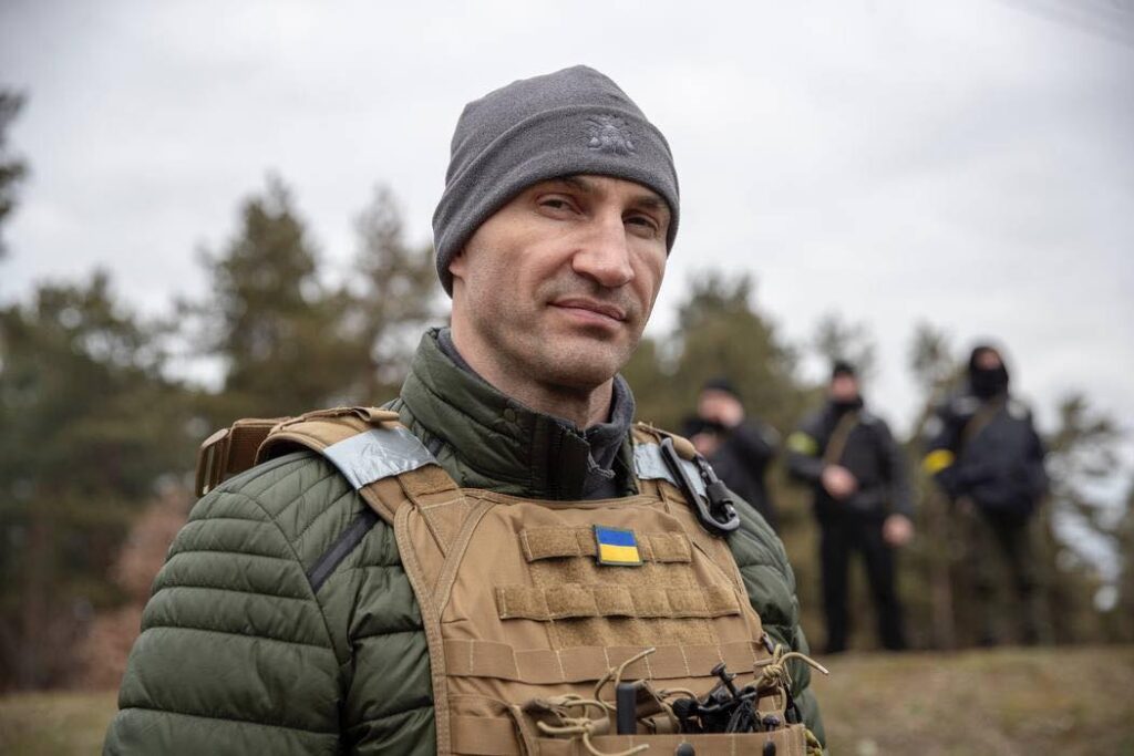 Володимир Кличко: якщо у воєнний час можна замінити головнокомандувача ЗСУ, то це стосується і президента