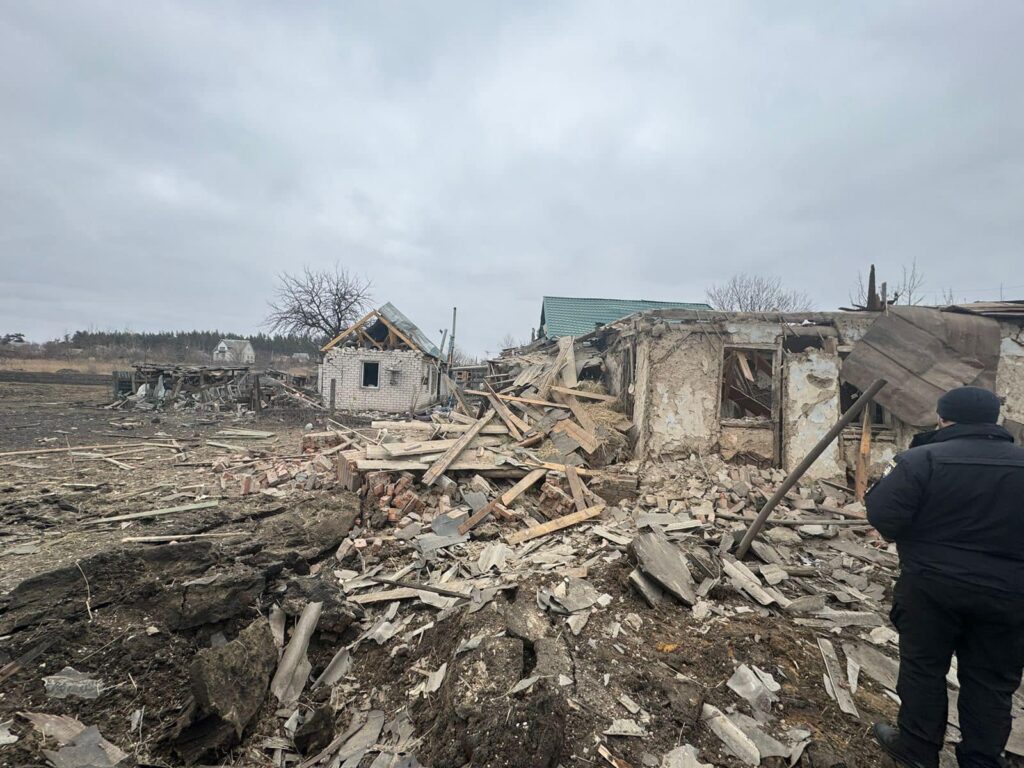 Армія РФ атакувала КАБами Вовчанськ: загинула жінка
