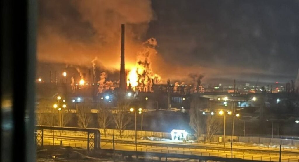 Росії загрожує дефіцит пального через численні атаки України: деталі