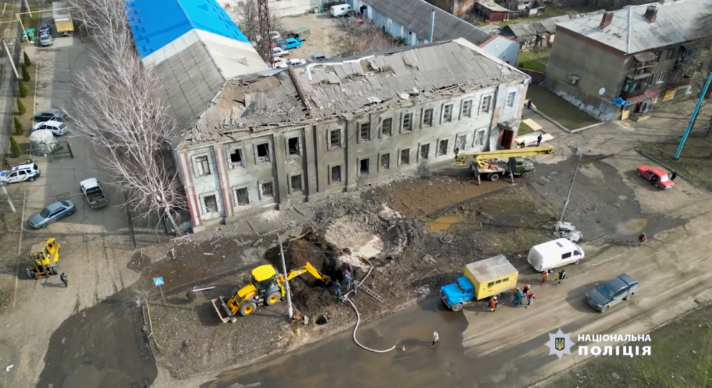 Війська РФ вдарили по Костянтинівці на Донеччині: пошкоджені лікарня та житлові будинки