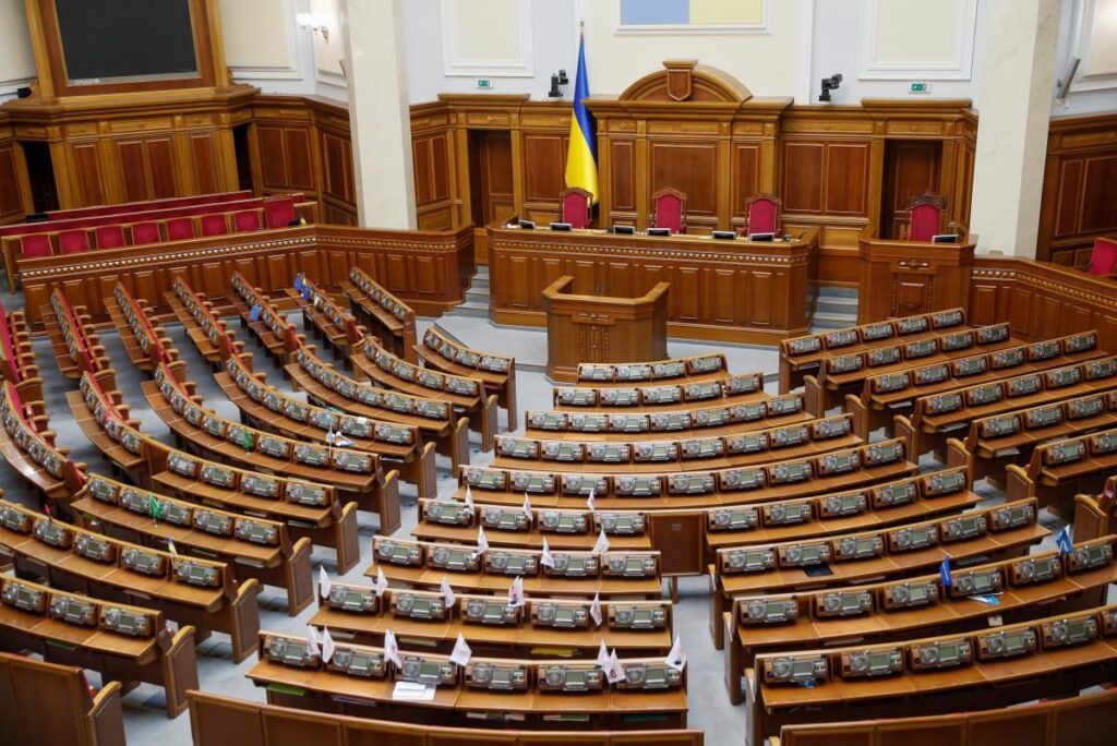 Україна заходить в парламентську кризу