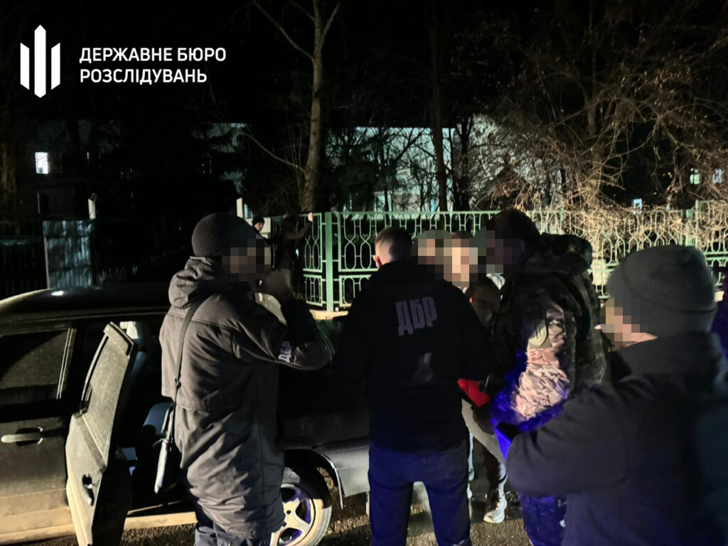 На Одещині працівник ТЦК за сім тисяч доларів продавав ухилянтам “білі квитки”
