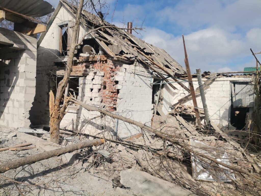 Росіяни випустили 290 снарядів по семи населених пунктах Запорізької області, є руйнування