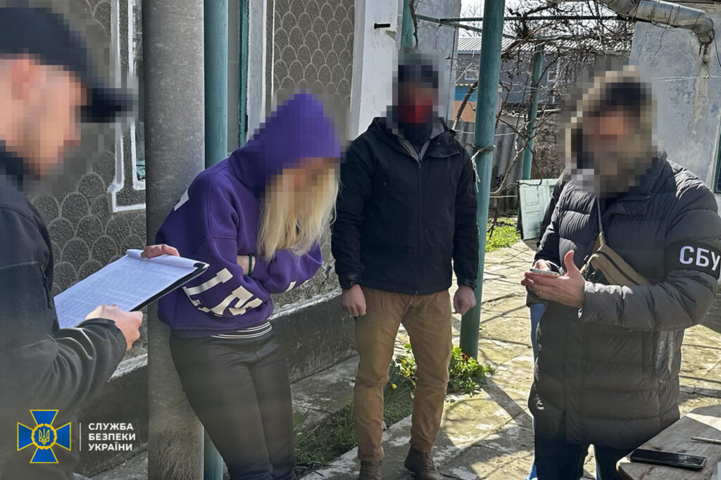 Поширювала ІПСО для зриву мобілізації в Україні: на Одещині затримали колаборантку з партії Шарія