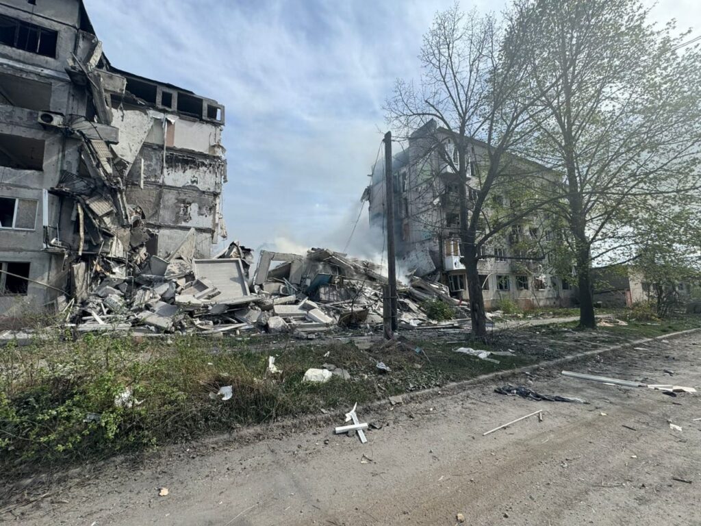 На Донеччині понад 28 тисяч цивільних мешканців живуть під обстрілами — серед них діти