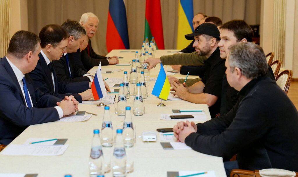 На переговорах з РФ у Стамбулі Україна погодилась на відмову від НАТО та заборону “агресивного націоналізму”— Welt