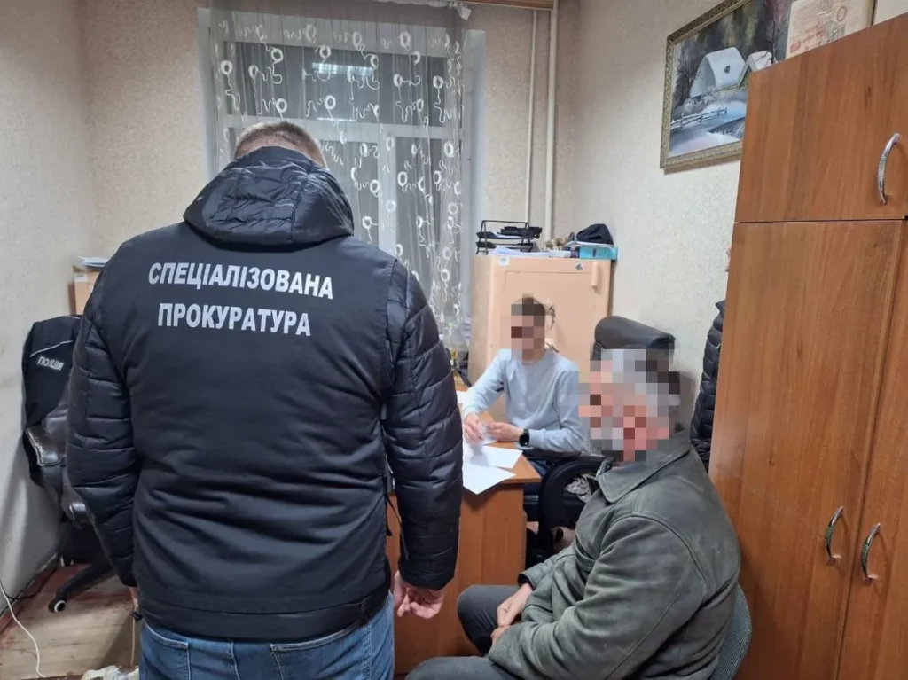 Двом військовим оголошено про підозру у вбивстві поліціянта на Вінниччині та дезертирстві зі зброєю
