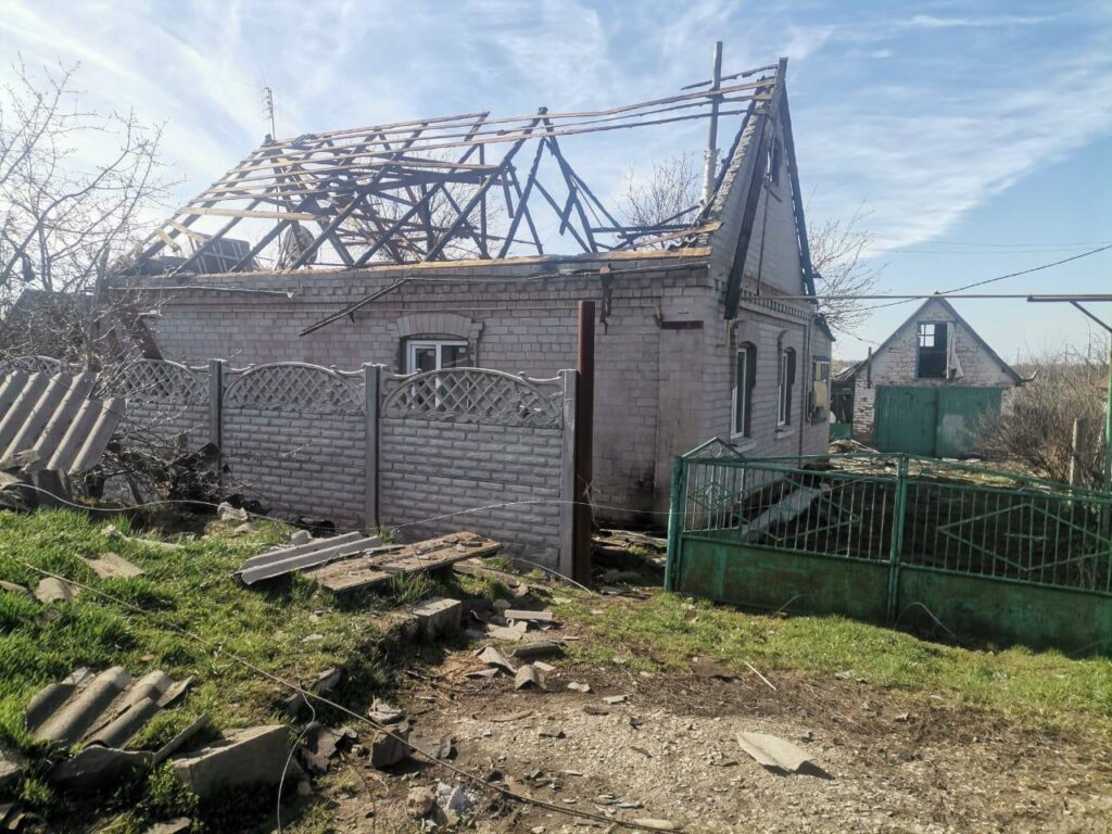 Армія РФ завдала 320 ударів по дев’яти населених пунктах Запорізької області, є руйнування