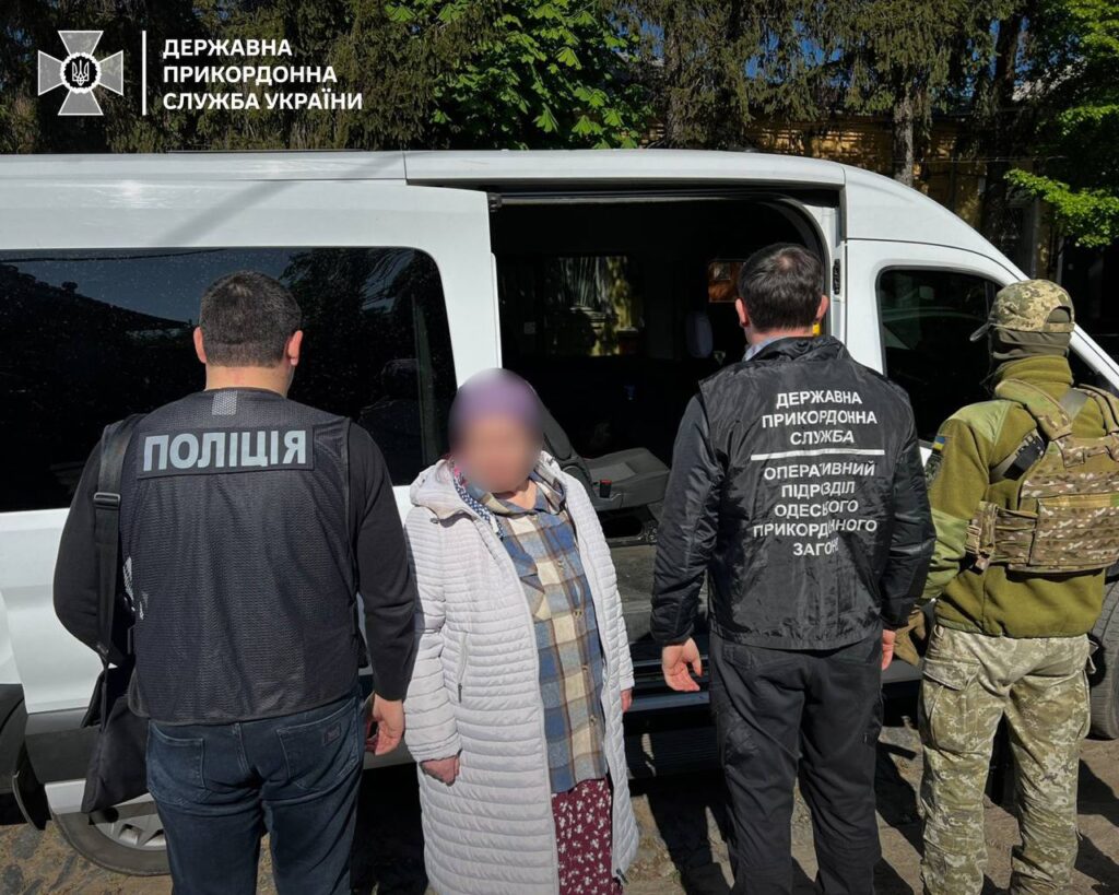 Виряджали жінок за кордон та забирали документи: на Одещині викрили міжнародний канал торгівлі людьми