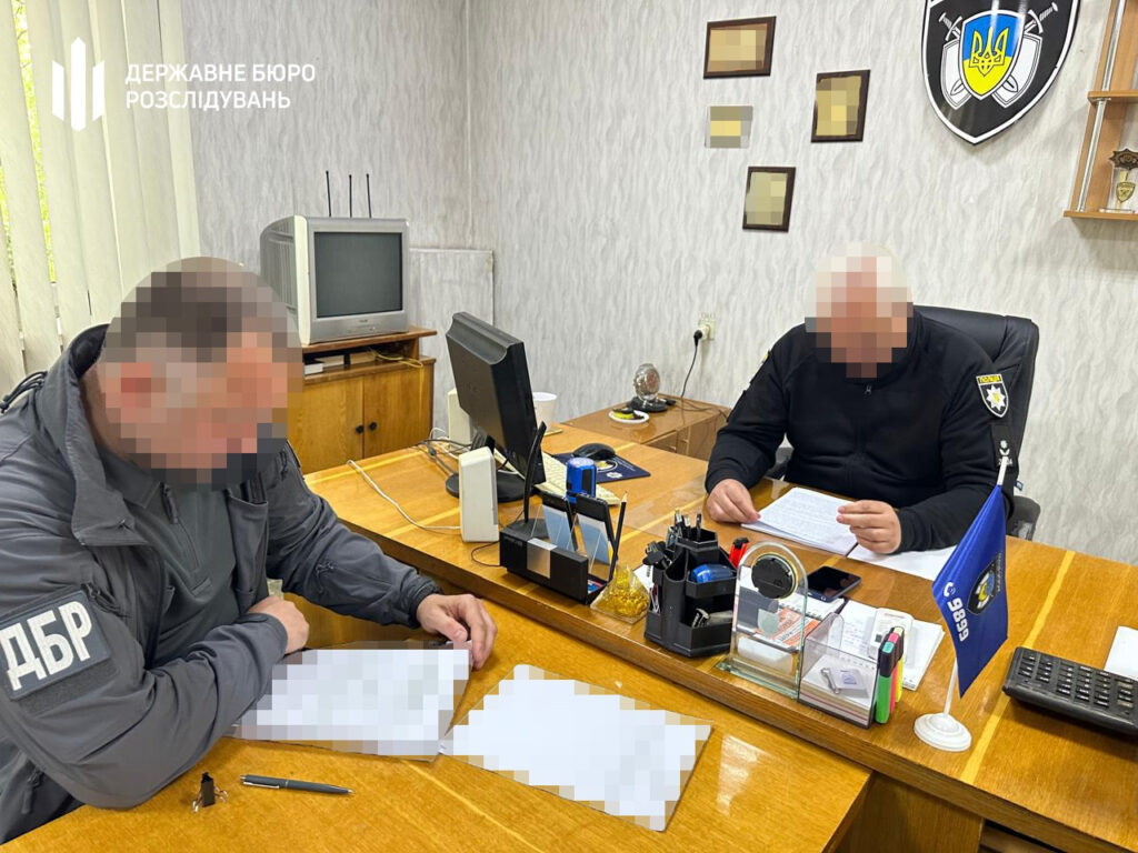 Незаконно нарахували підлеглим 2,6 мільйона гривень бойових виплат: на Донеччині затримали чотирьох правоохоронців