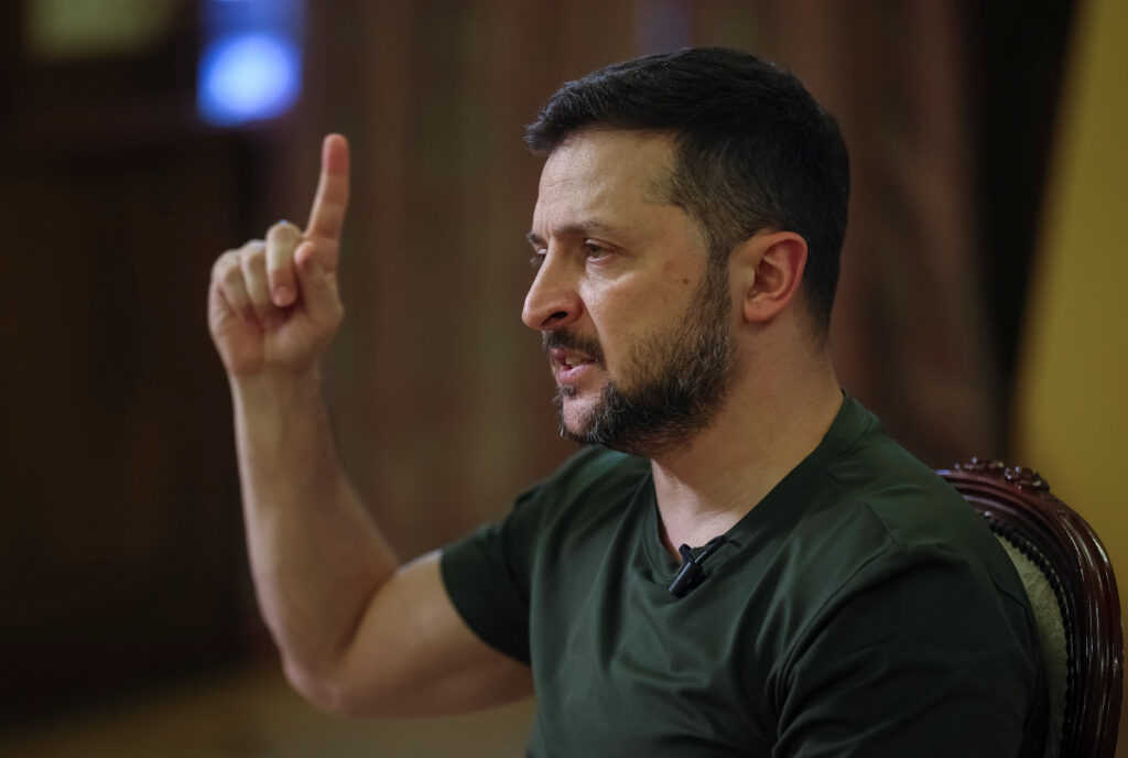 Саміт задля саміту: зустріч у Швейцарії може стати пасткою для України – Павленко