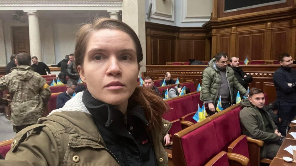 Маніпуляція гнівом: навіщо влада демонізує Мар’яну і що з цим робити
