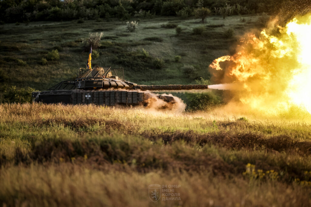 На фронте 149 боестолкновений за сутки: более трети — на Кураховском направлении