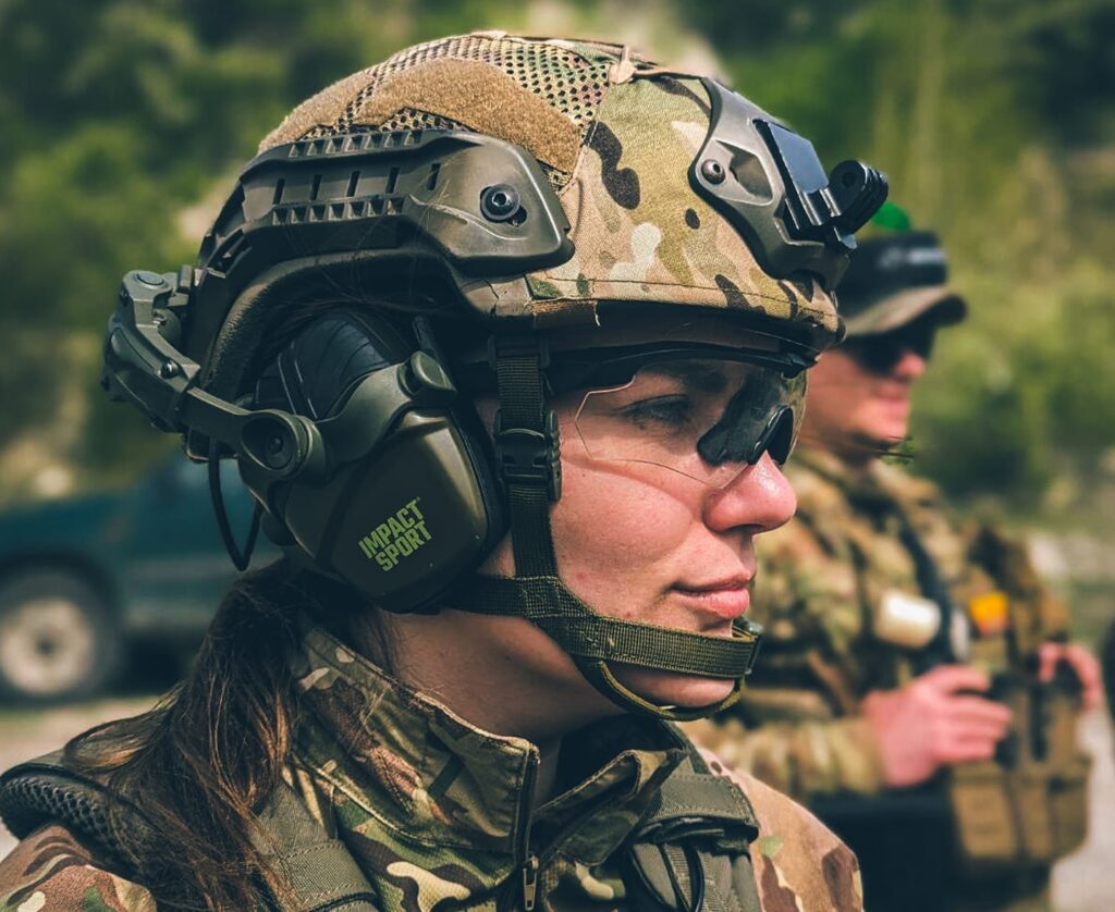 На фронті загинула журналістка та парамедикиня Ірина Цибух