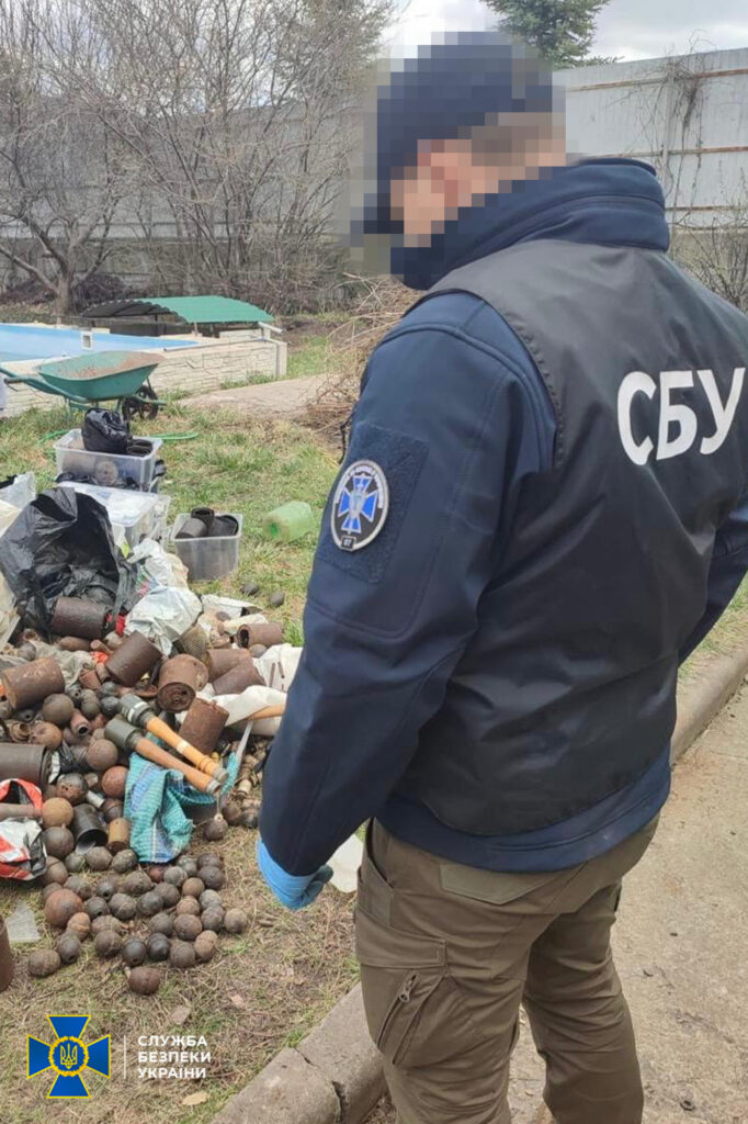 Продавали криміналітету трофейні кулемети та снайперські гвинтівки: СБУ знешкодила масштабну мережу “чорних зброярів”