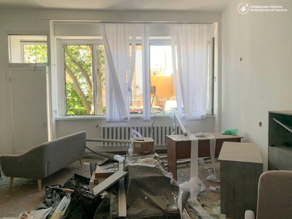 В Одесі внаслідок російської атаки пошкоджене представництво омбудсмена