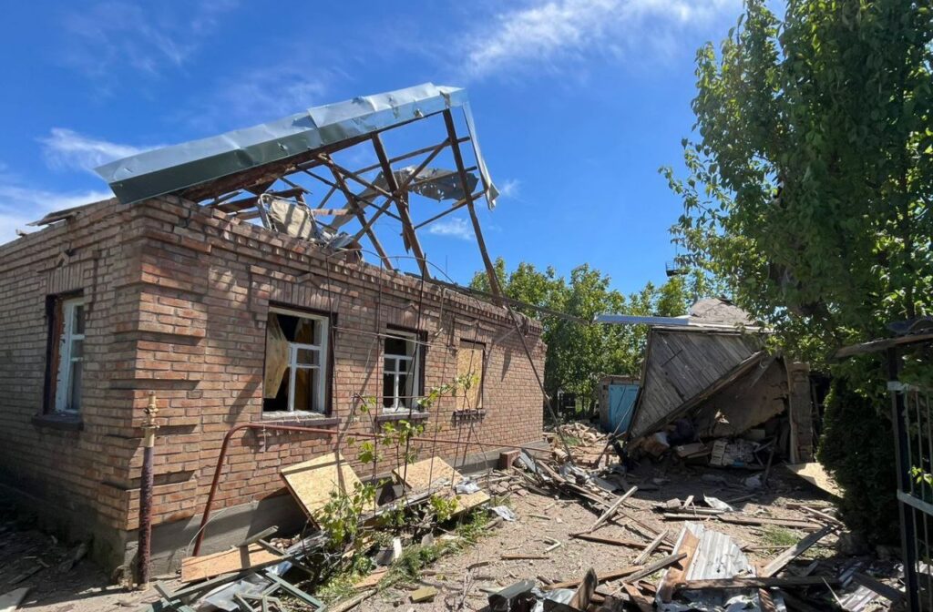 Росіяни з артилерії та дронів-камікадзе атакували Нікопольщину, є руйнування
