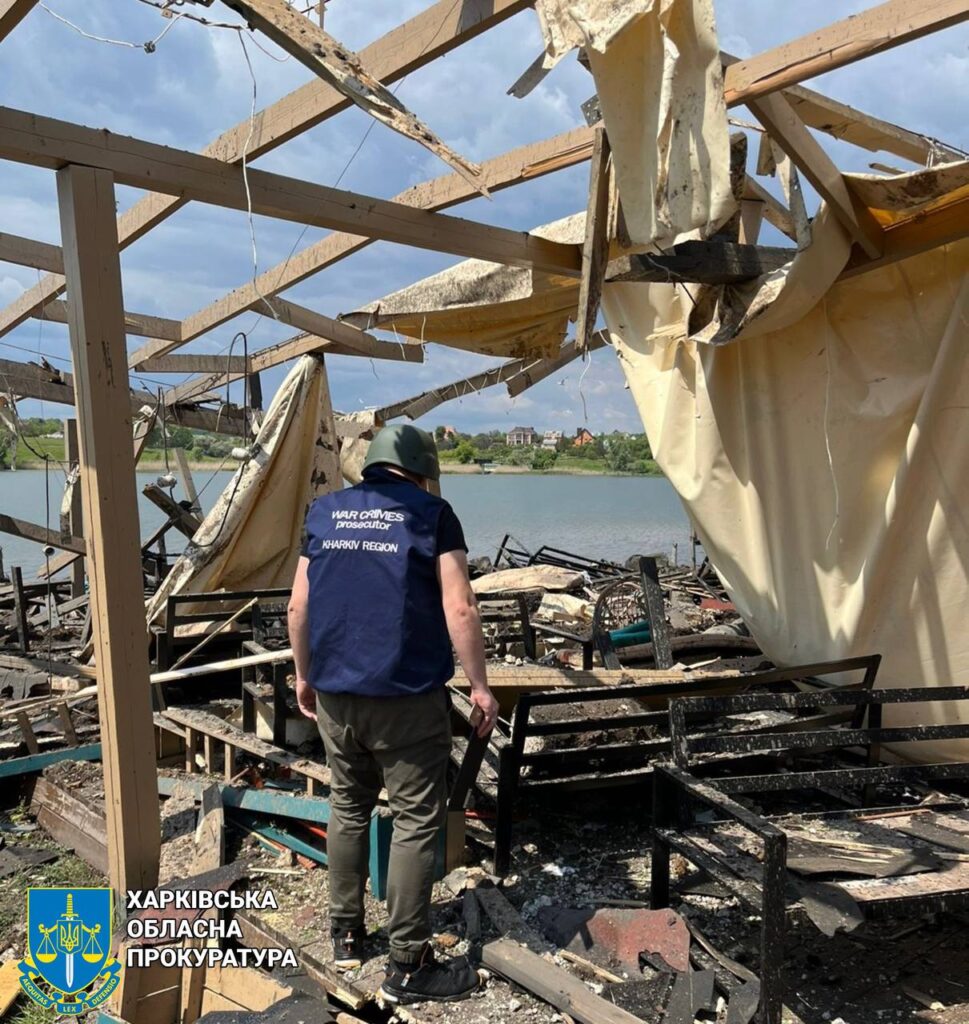 Армія РФ атакувала КАБами село на Харківщині: є загибла та поранена