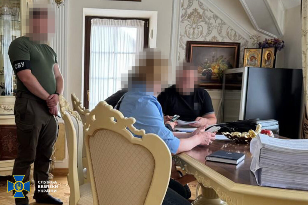 Розкрадали гроші з бюджету України та проводили підривну діяльність: СБУ повідомила про підозру родичам зрадників Медведчука та Козака