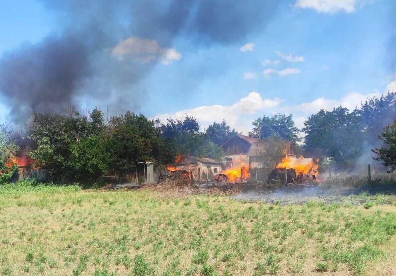 Випустили 25 снарядів: армія РФ атакувала село на Херсонщині