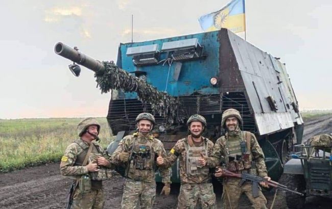 ЗСУ на Східному напрямку вперше затрофеїли ворожий “танк-черепаху” та взяли в полон російських танкістів