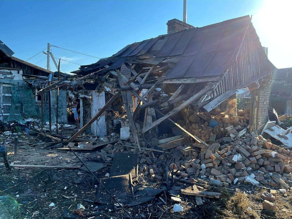 Росіяни протягом доби атакували Нікополь та ще три громади Дніпропетровщини, є значні руйнування та поранені