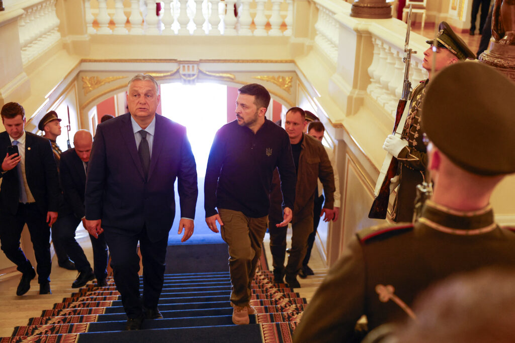 Кремль тримає компромат на Орбана та вище керівництво України – дипломат
