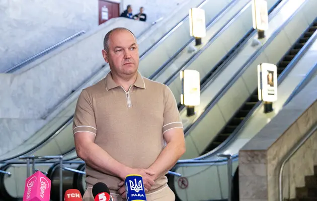 Посадовцю Київського метрополітену Вигівському обрали запобіжний захід: у чому його звинувачують