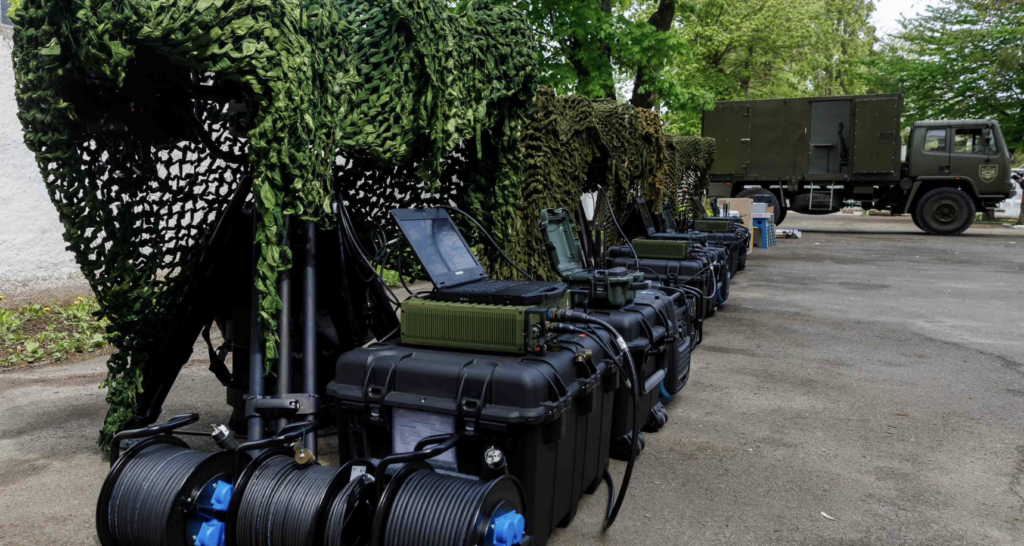 70% потерь мы несем от сбросов и FPV — военный призвал ускорить передачу ВСУ РЭБ ближнего действия.