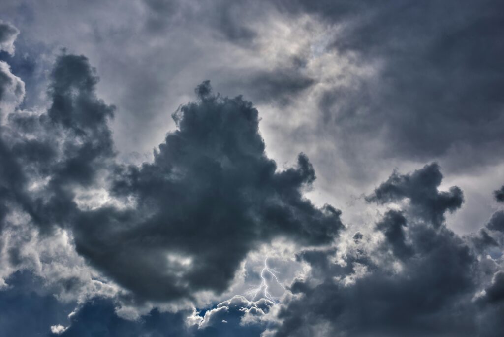 The State Emergency Service warned of a significant deterioration in the weather