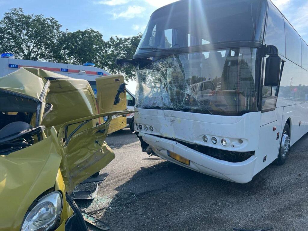 У Молдові автобус Кишинів-Київ потрапив у ДТП: загинули люди
