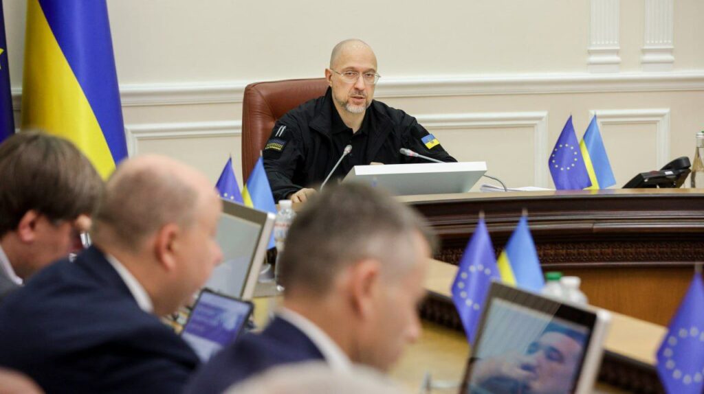 Украина до конца июля получит 1,5 миллиарда евро из замороженных активов РФ: куда направят средства