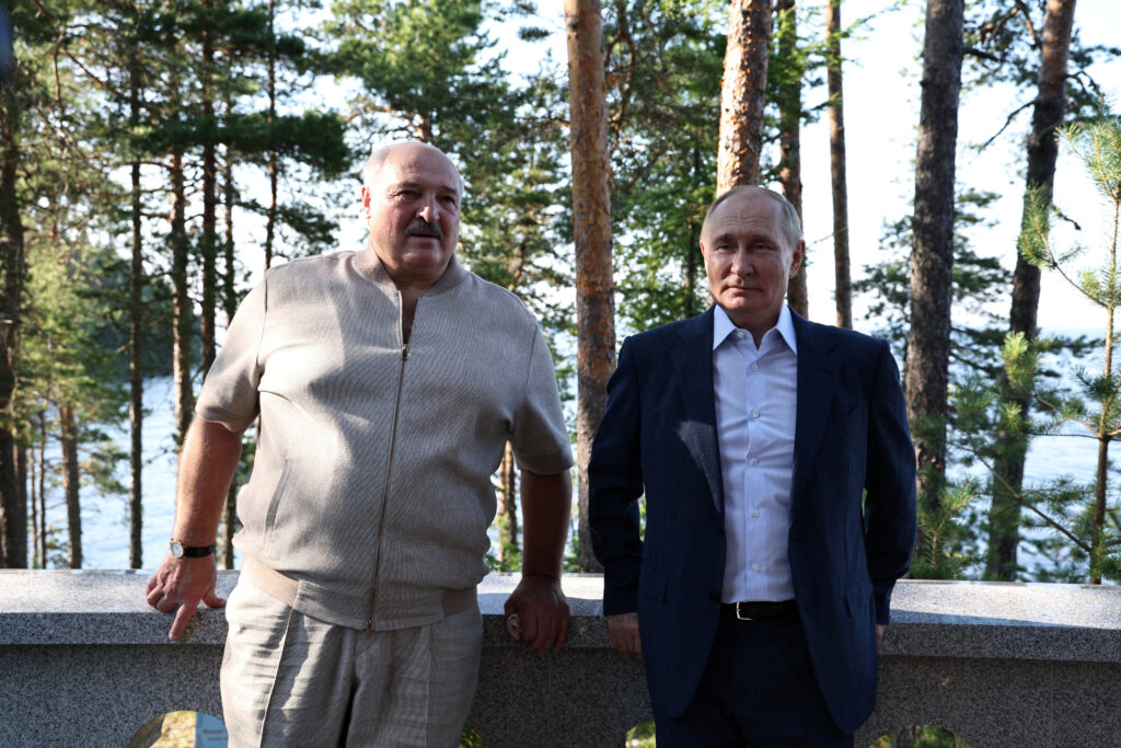 Посланець Трампа під час візитів до Мінська пропонував Лукашенку американський препарат для схуднення