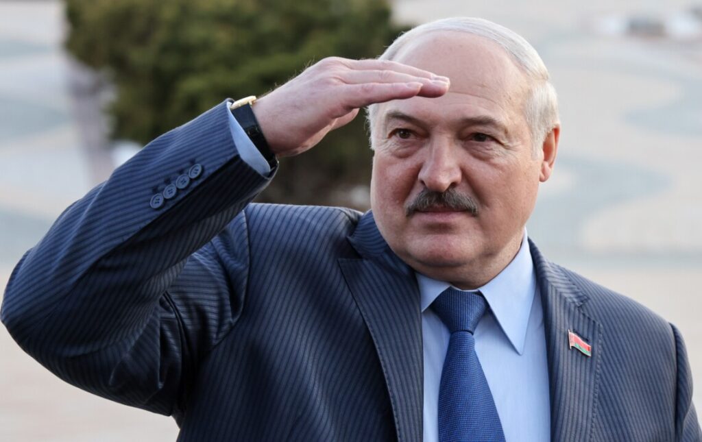 Герасимов наказав начальнику генштабу військ Білорусі вивести війська на кордон з Україною на Волині