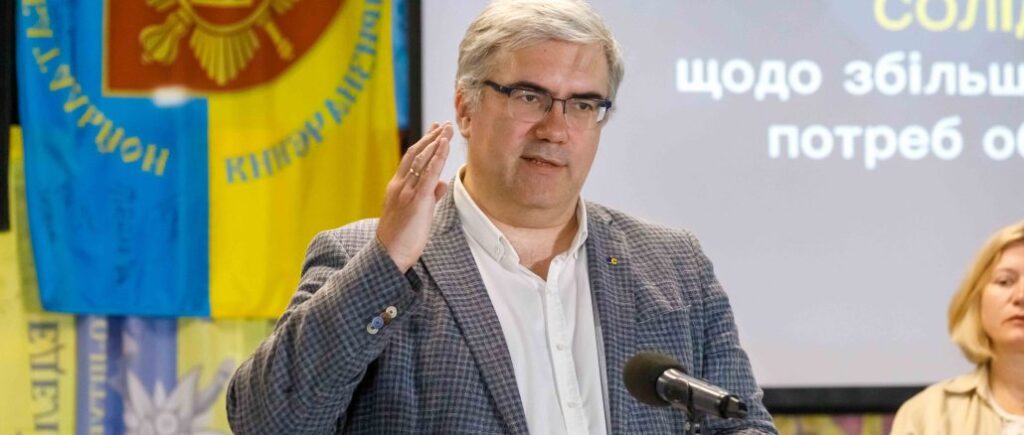 Демобілізація через 36 місяців та прозоре бронювання працівників: Павленко розкрив деталі законопроєкту “Євросолідарності”