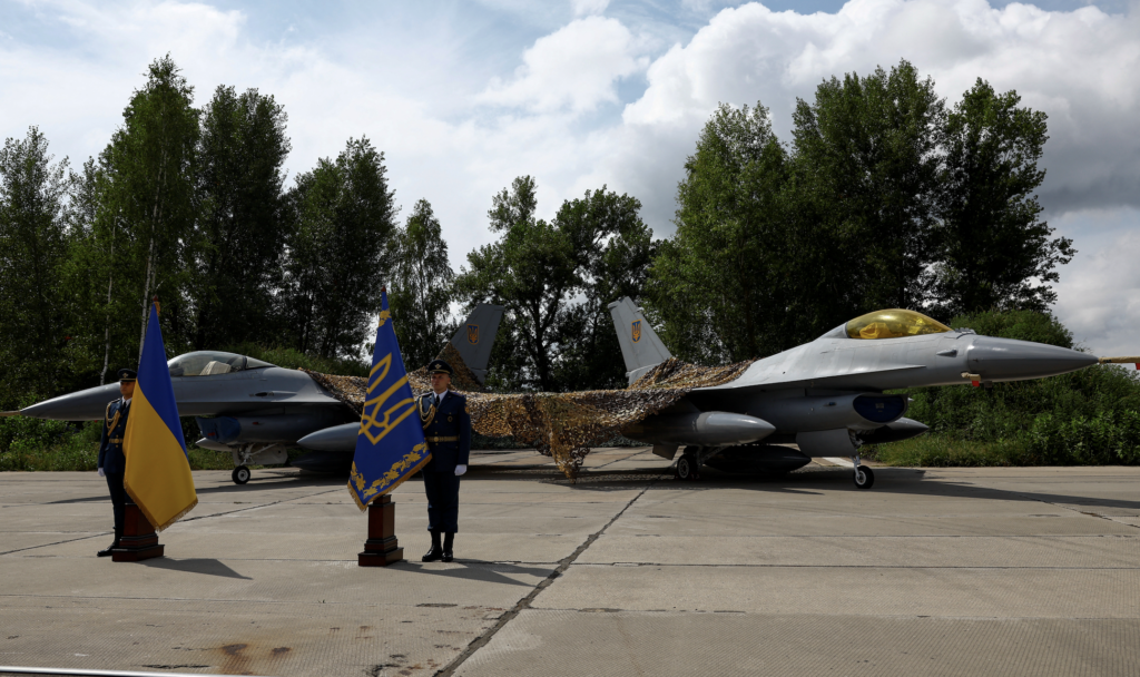 F-16 в Україні – Зеленський офіційно підтвердив отримання західних винищувачів