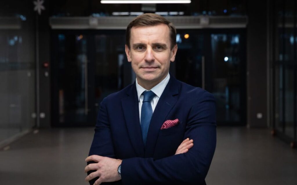 Чому західні союзники планують скоротити фіндопомогу Україні: інтерв’ю з Костянтином Єлісєєвим