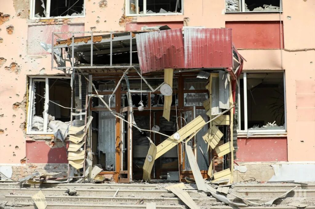 Росіяни стирають Суджу з лиця землі, ЗСУ допомагають цивільним, що лишилися в місті