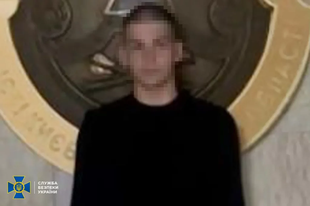 Неповнолітнього киянина підозрюють у підпалі авто військових, йому загрожує 12 років