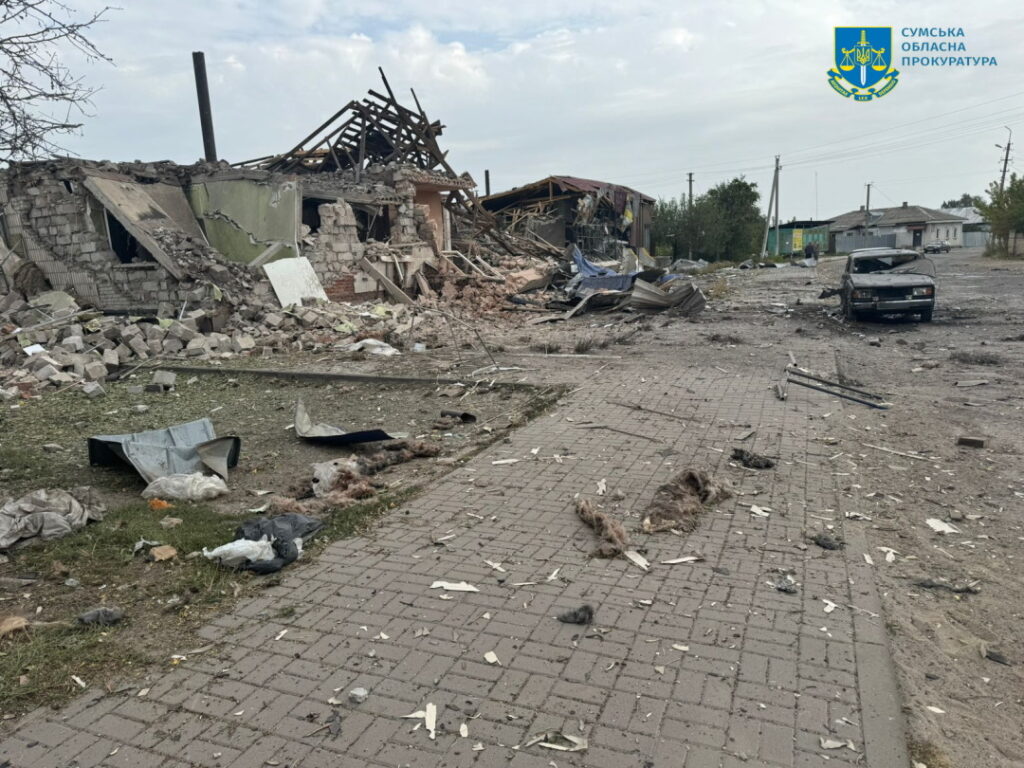 Армія РФ скинула на Ямпіль три КАБи: є загиблий і поранені