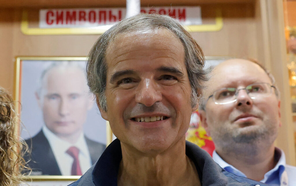 Прогулянки з окупантами: що означає візит директора МАГАТЕ на Запорізьку АЕС