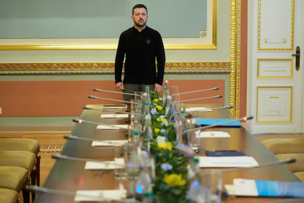 Балаган пройдисвітів: Банкова перекладає свої факапи на союзників
