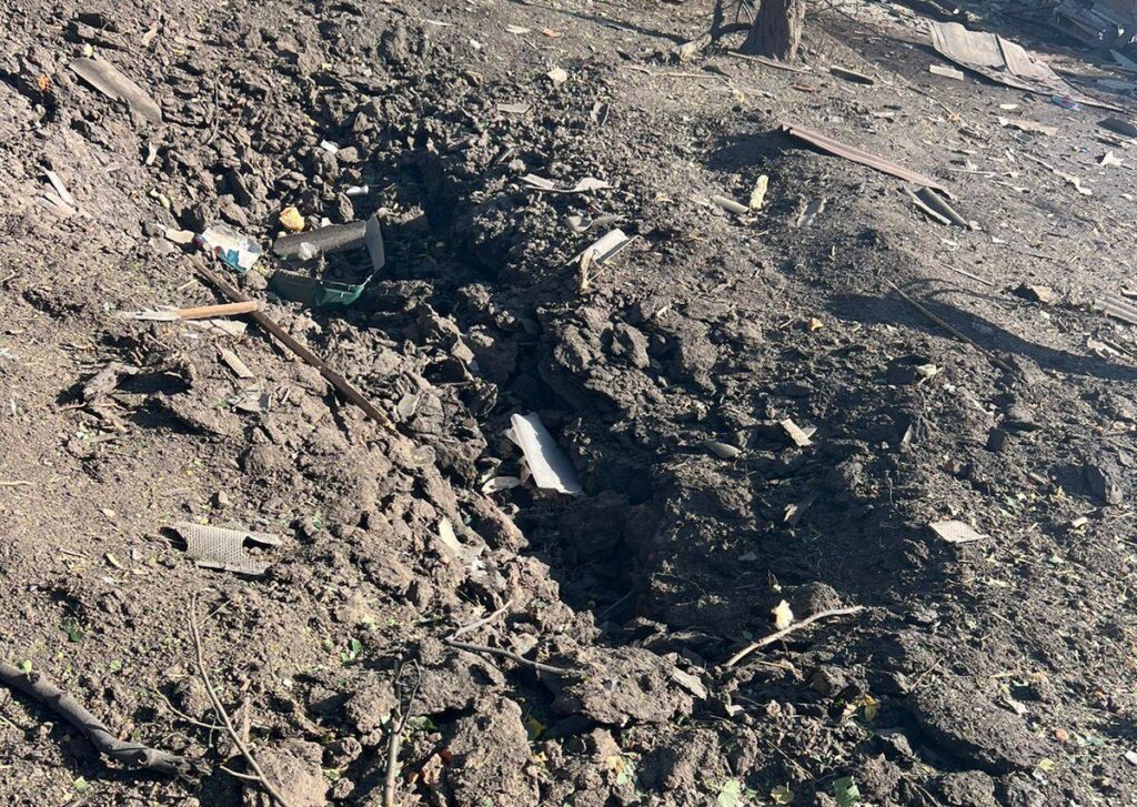 Росіяни атакували бомбами село на Харківщині: пошкоджена цивільна та енергетична інфраструктура