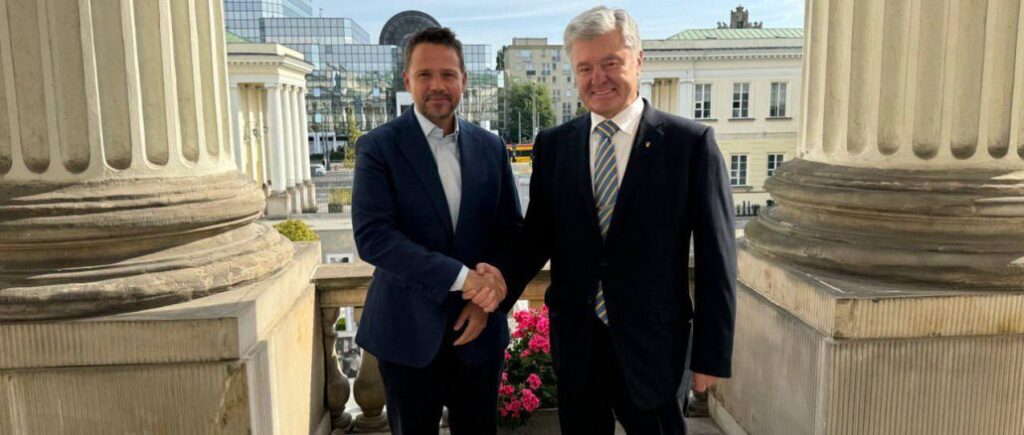 Порошенко і міський голова Варшави провели зустріч: говорили  про підтримку України та енергетичну безпеку