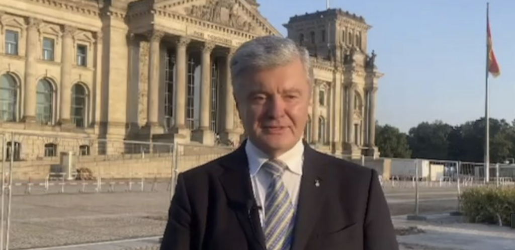 Порошенко про підсумки візиту до Берліна: цими днями тут вирішують питання підтримки України