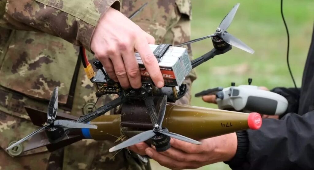 На вооружении армии РФ появились первые зенитные FPV-дроны: чем это угрожает Украине