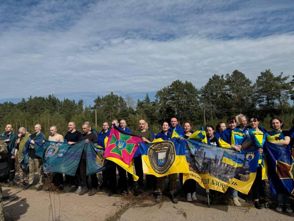 Из российского плена освободили еще 49 украинцев